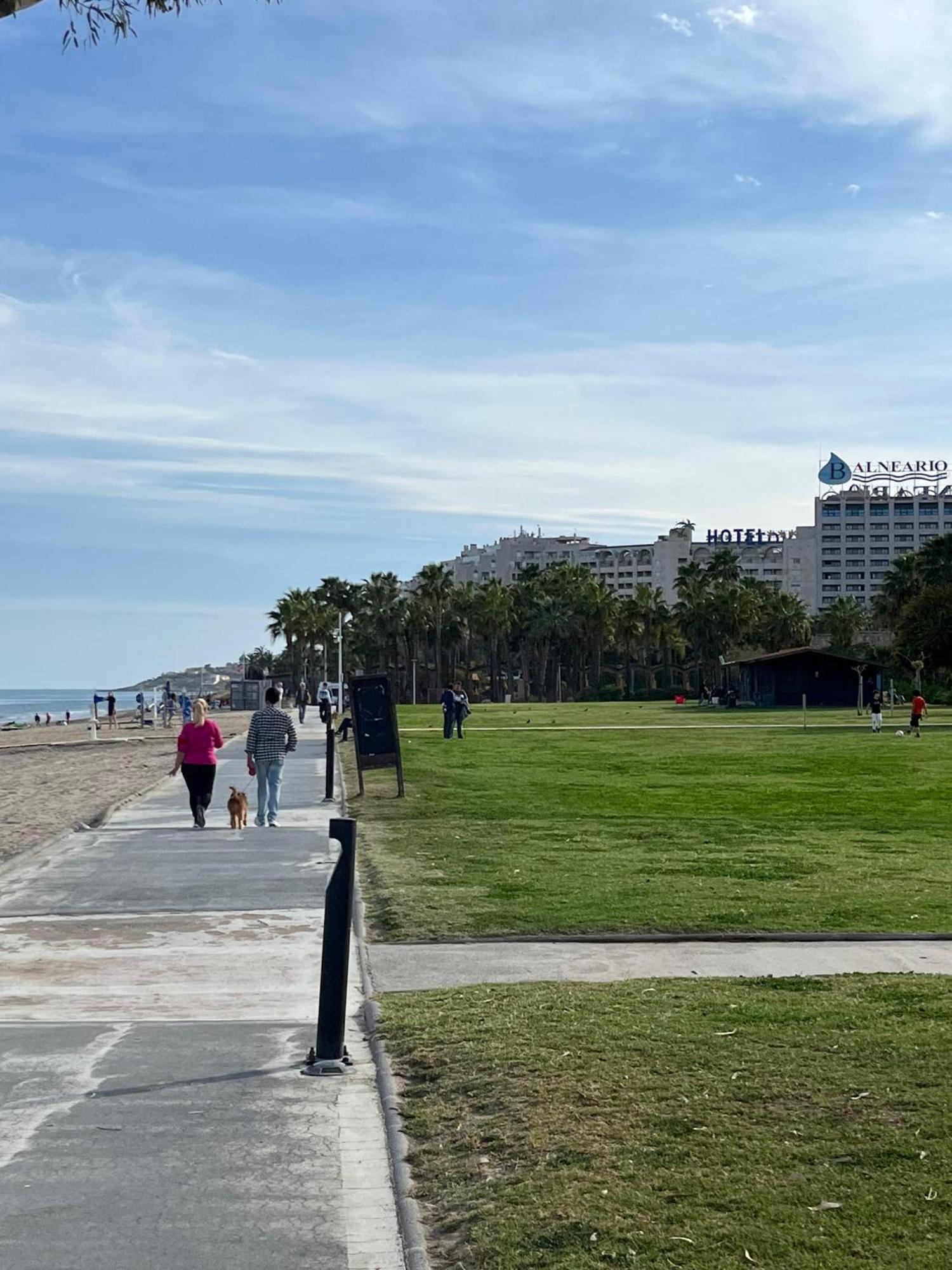 Primera Linea De Playa, Pies En La Arena, Marina D'Or Magic Word El Borseral 外观 照片